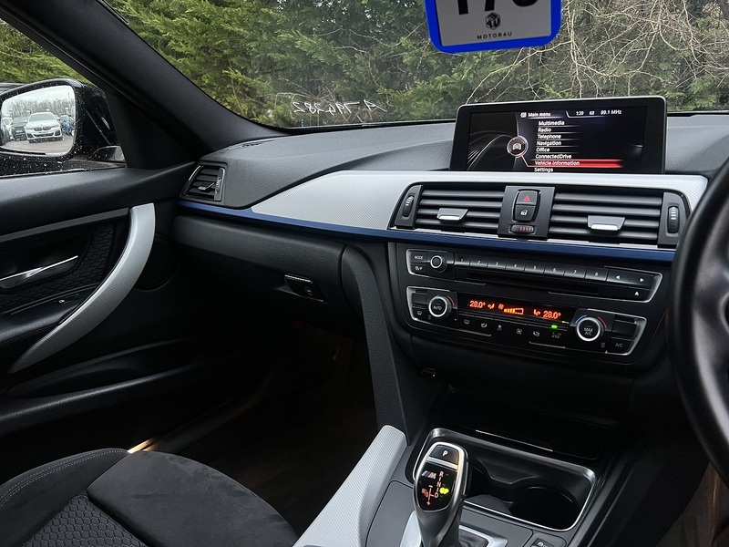 BMW 3 SERIES 320D M Sport Touring - U11523