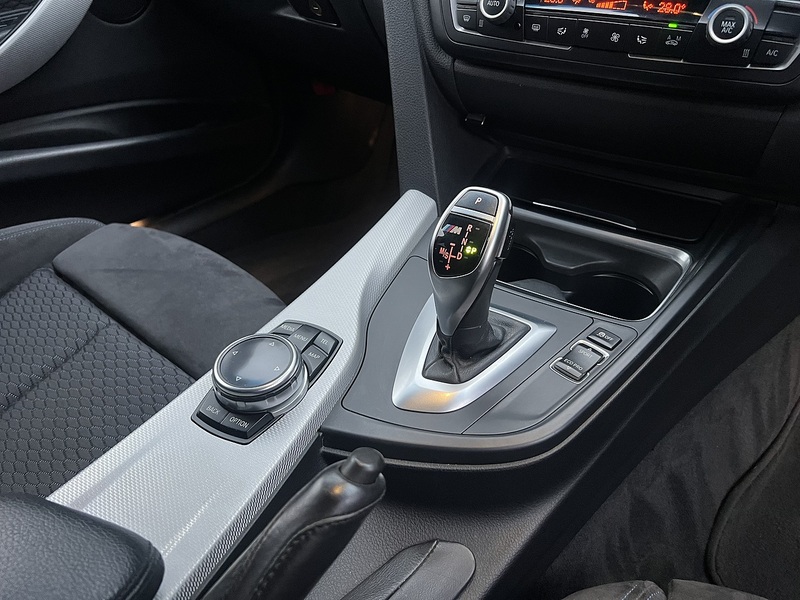 BMW 3 SERIES 320D M Sport Touring - U11523