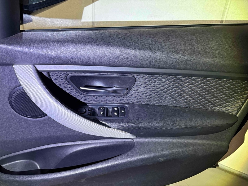 BMW 3 Series 320D Edition M Sport Touring - U11523