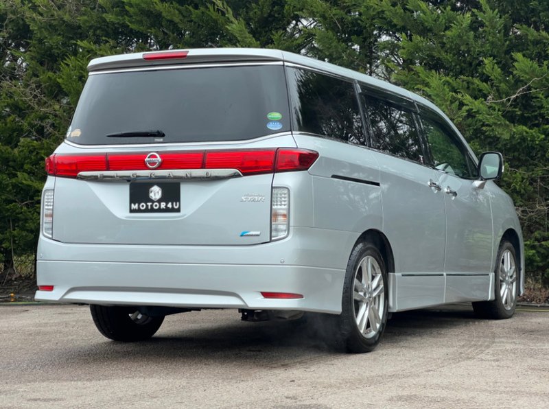 Nissan Elgrand 5D 250 Highway Star - U11524