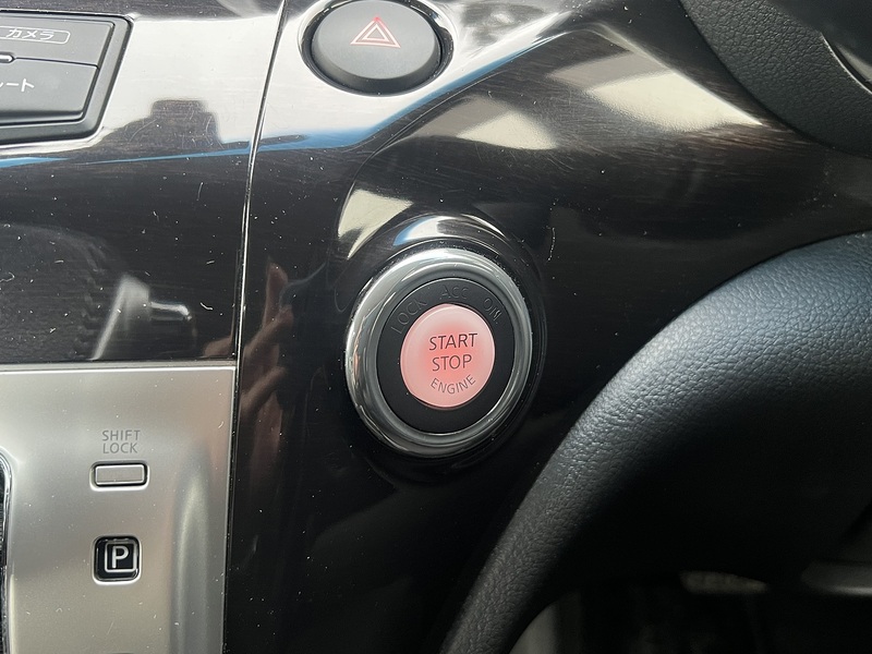 Nissan Elgrand 5D 250 Highway Star - U11524