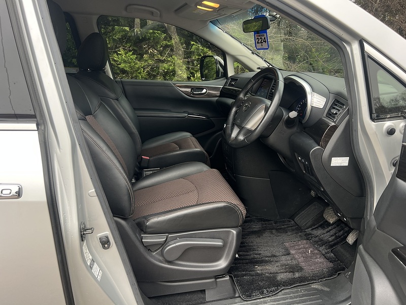 Nissan Elgrand 5D 250 Highway Star - U11524