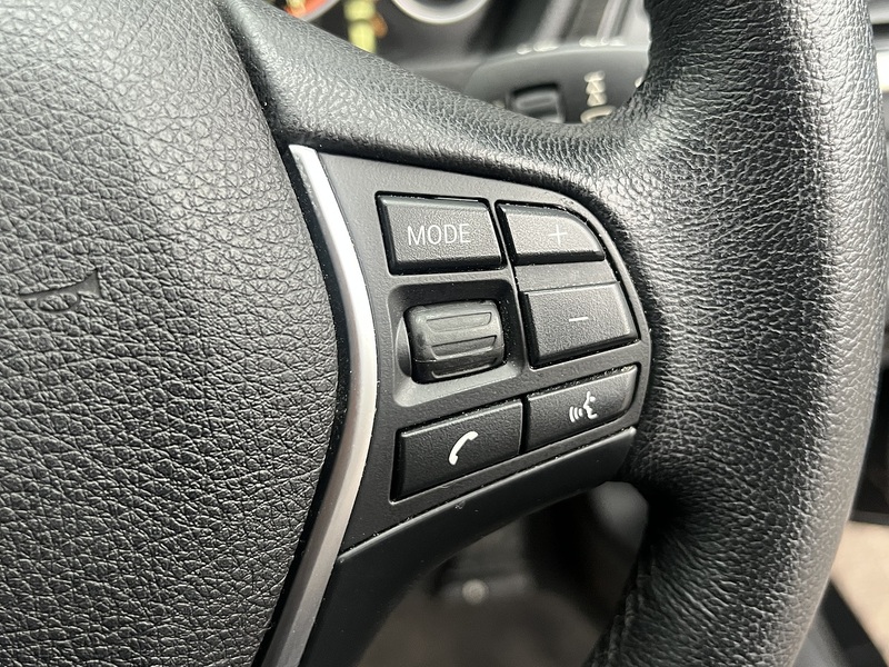 BMW 3 Series 320D Luxury Touring - U11525