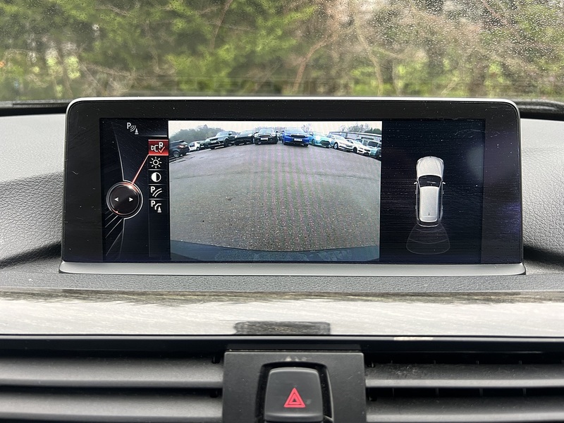 BMW 3 Series 320D Luxury Touring - U11525