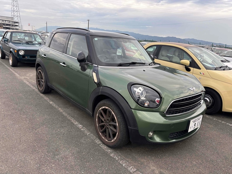 Mini Cooper Crossover 5D - U11526