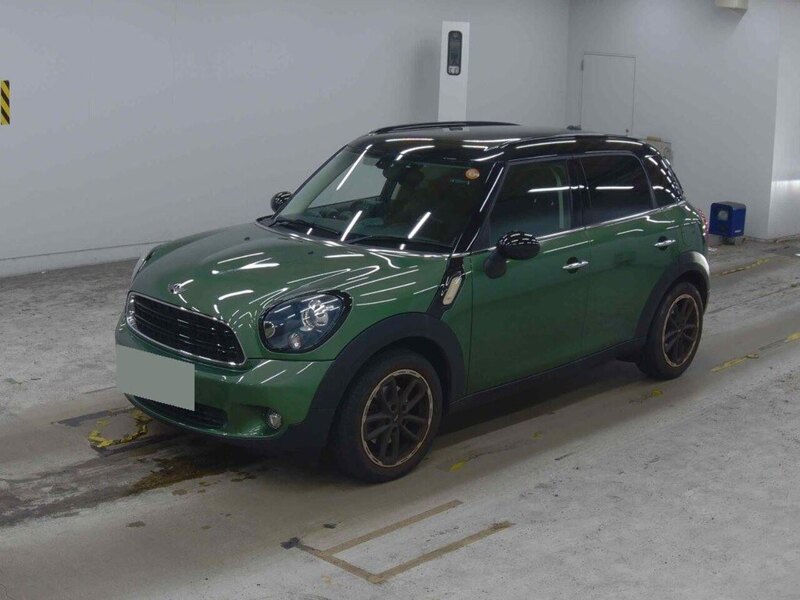 Mini Cooper Crossover 5D - U11526