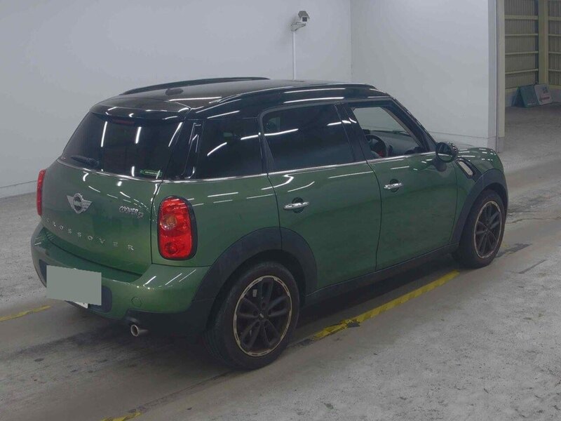 Mini Cooper Crossover 5D - U11526
