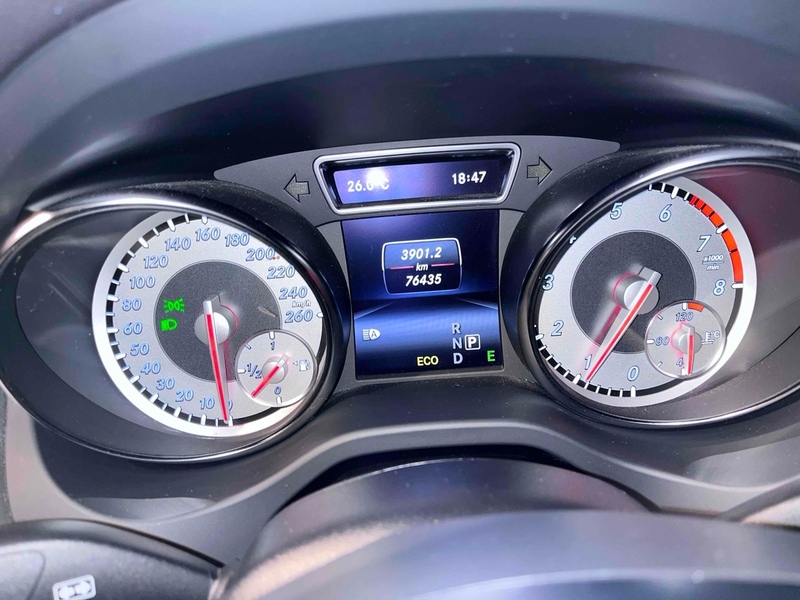 Mercedes-Benz Cla CLA250 - U11527