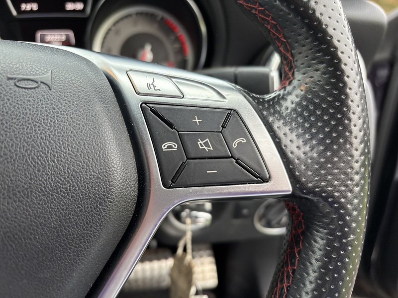 Mercedes-Benz Cla CLA250 - U11527