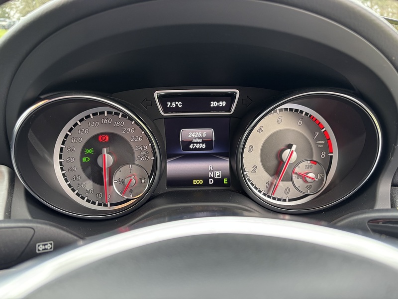 Mercedes-Benz Cla CLA250 - U11527