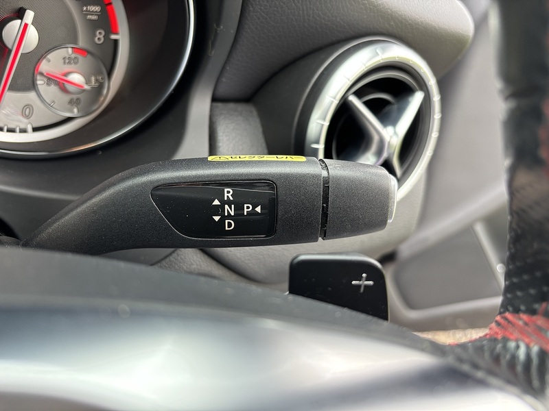 Mercedes-Benz Cla CLA250 - U11527