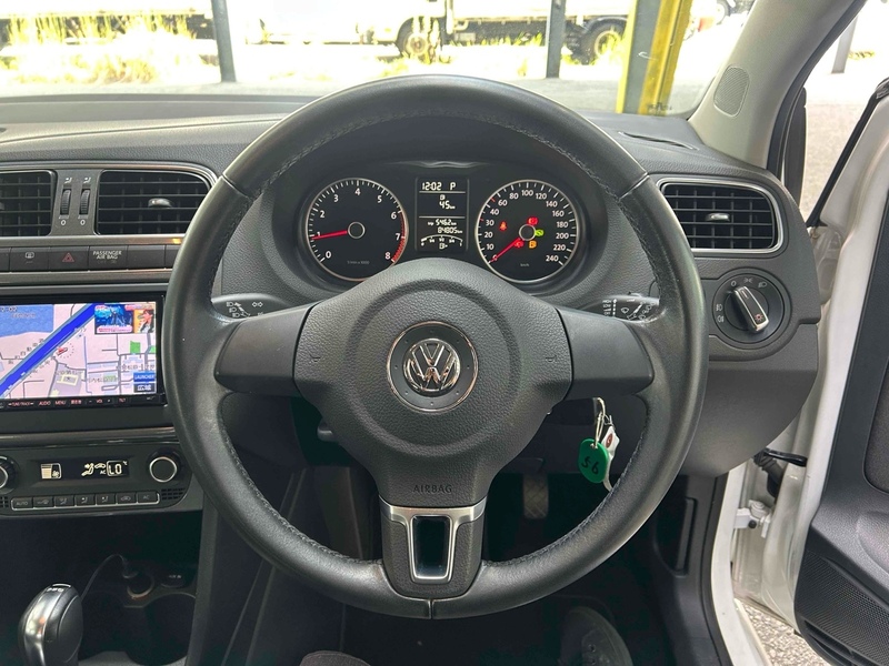 Volkswagen Polo TSI High Line - U11528