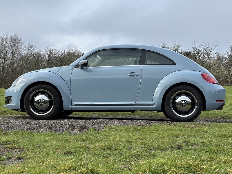 Volkswagen Beetle  - U11530