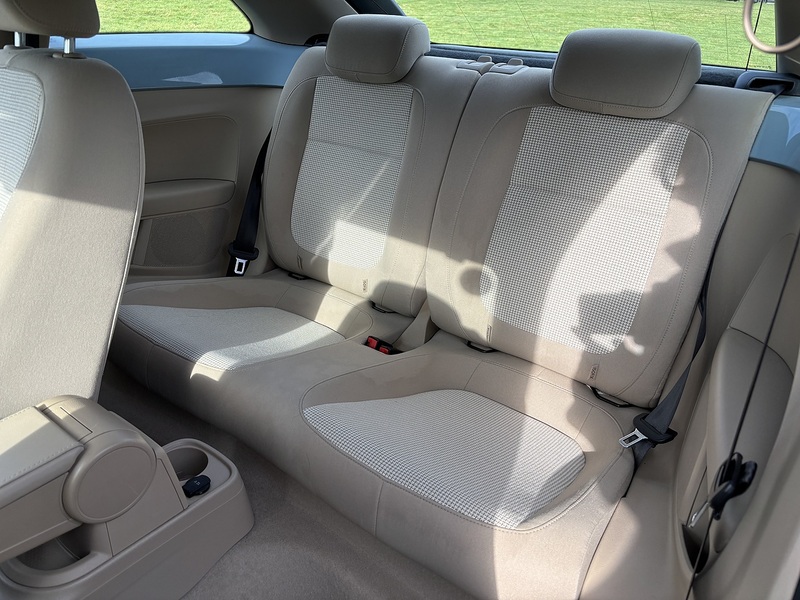 Volkswagen Beetle  - U11530