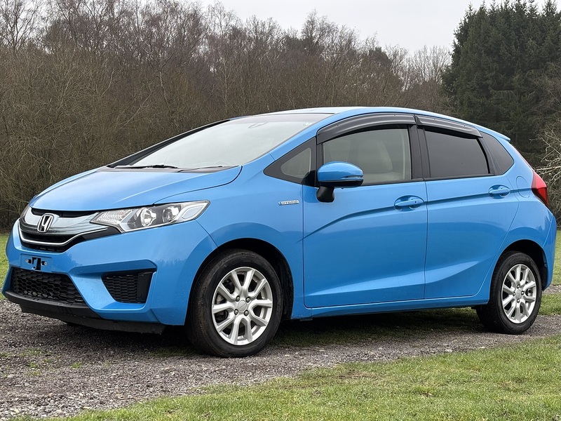 Honda Fit Hybrid F Package - U11534