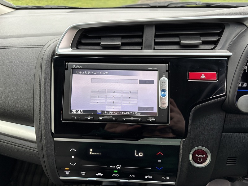 Honda Fit Hybrid F Package - U11534