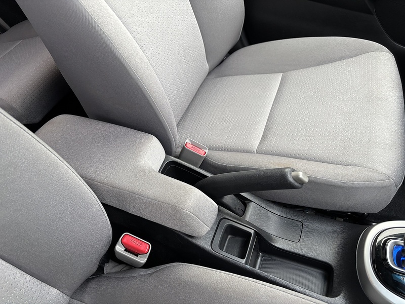 Honda Fit Hybrid F Package - U11534