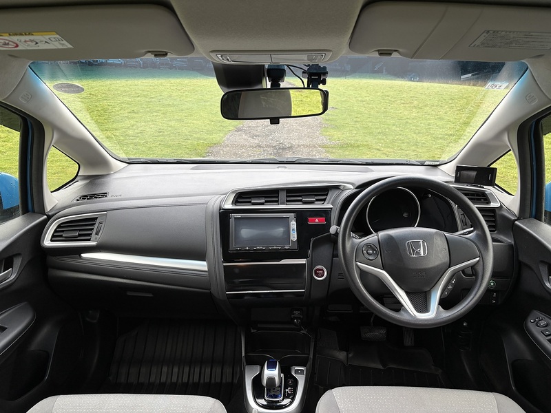 Honda Fit Hybrid F Package - U11534