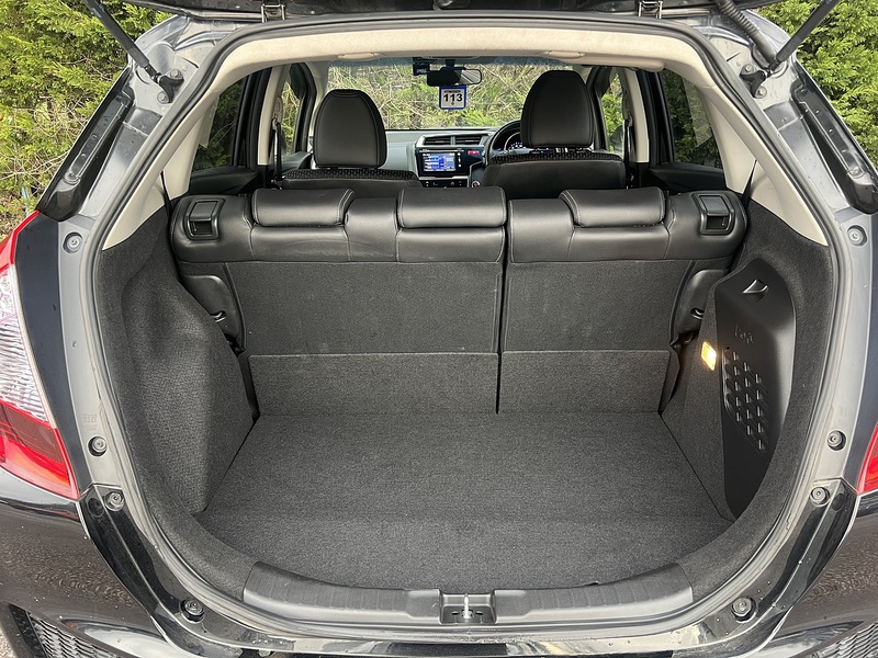 Honda Jazz Hybrid L Package - U11535