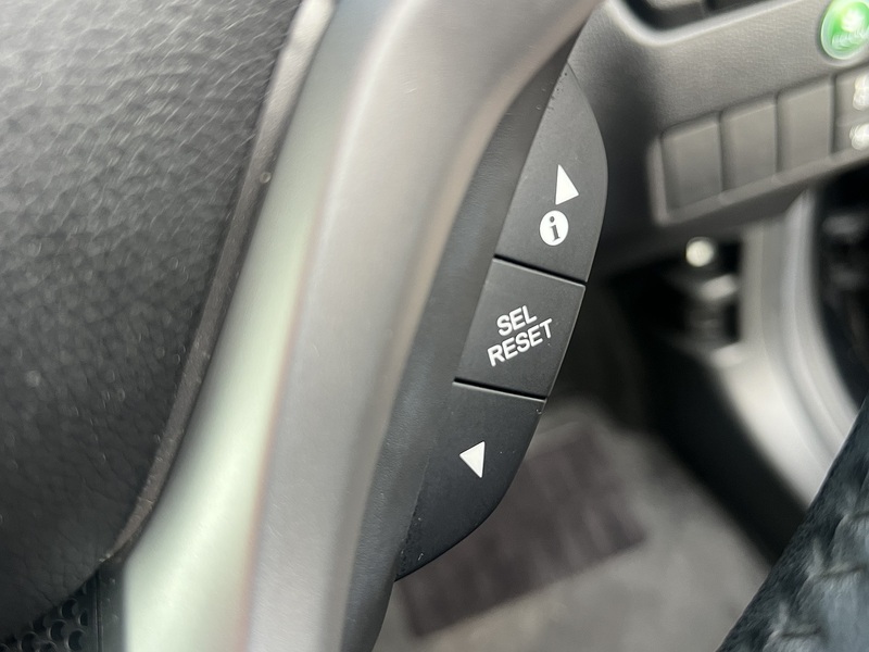 Honda Jazz Hybrid L Package - U11535