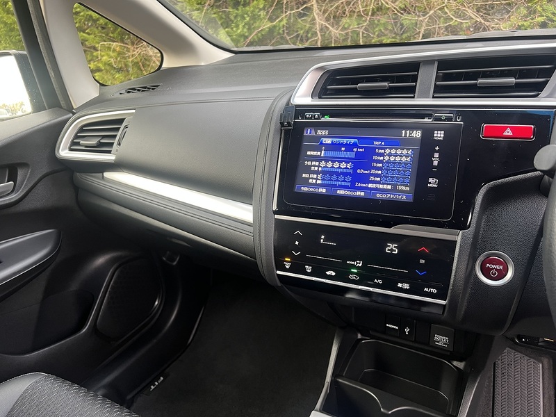 Honda Jazz Hybrid L Package - U11535