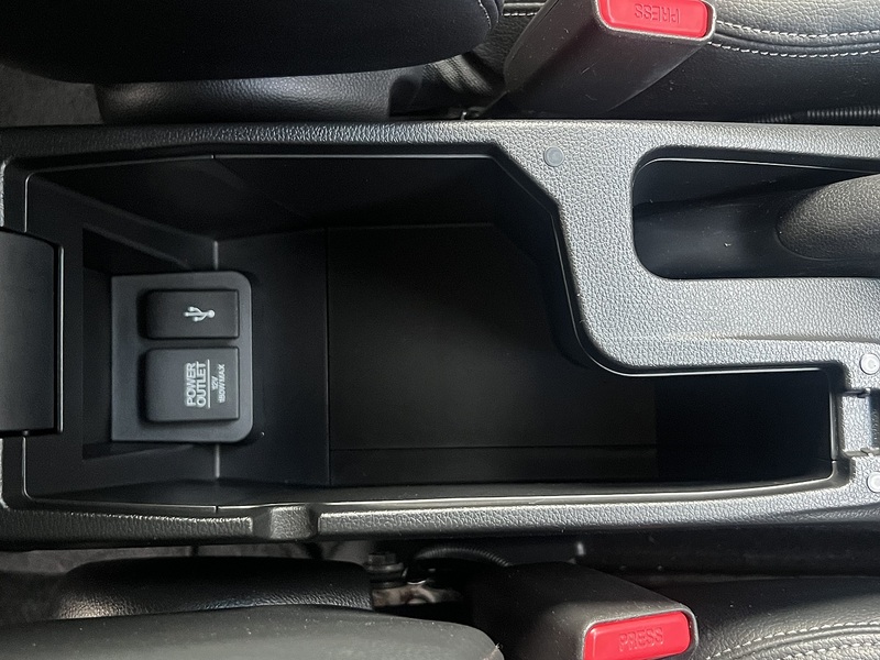 Honda Jazz Hybrid L Package - U11535