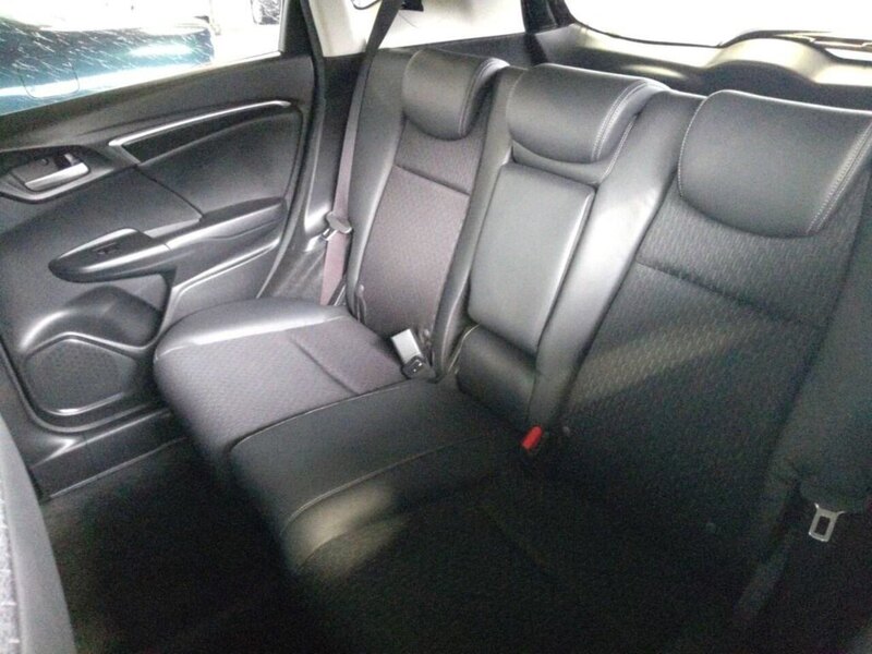 Honda Fit Hybrid L Package - U11535