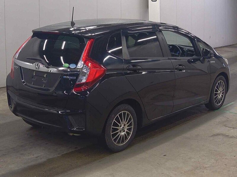 Honda Fit Hybrid L Package - U11535