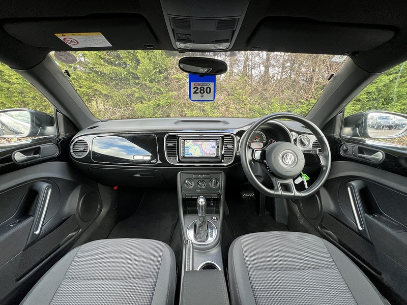 Volkswagen Beetle Design - U11536