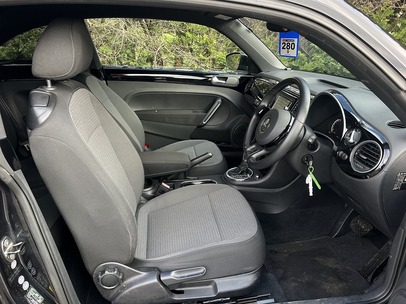 Volkswagen Beetle Design - U11536