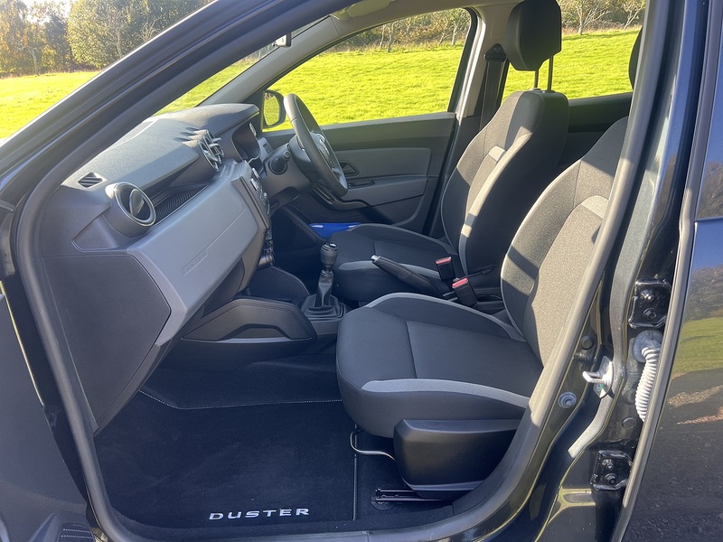 Dacia Duster TCe Essential - U11540