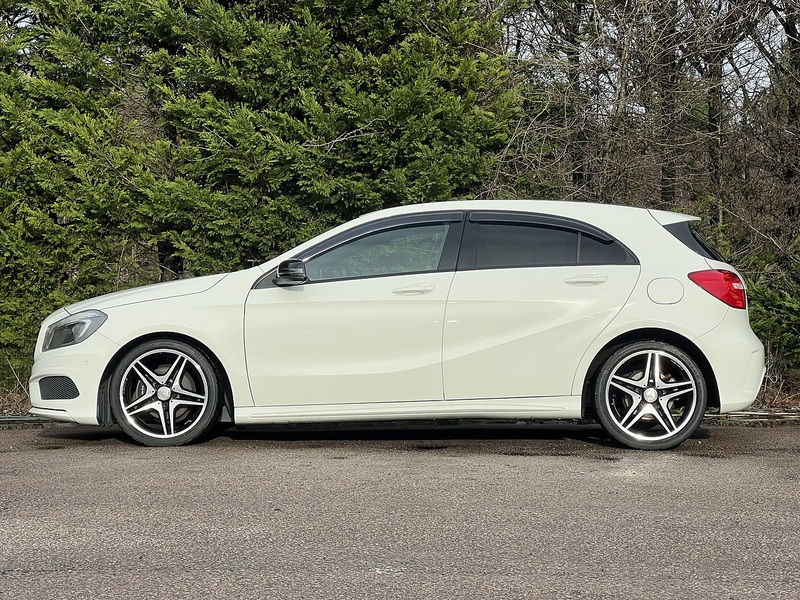Mercedes-Benz A-Class A 180 AMG Night Edition - U11541