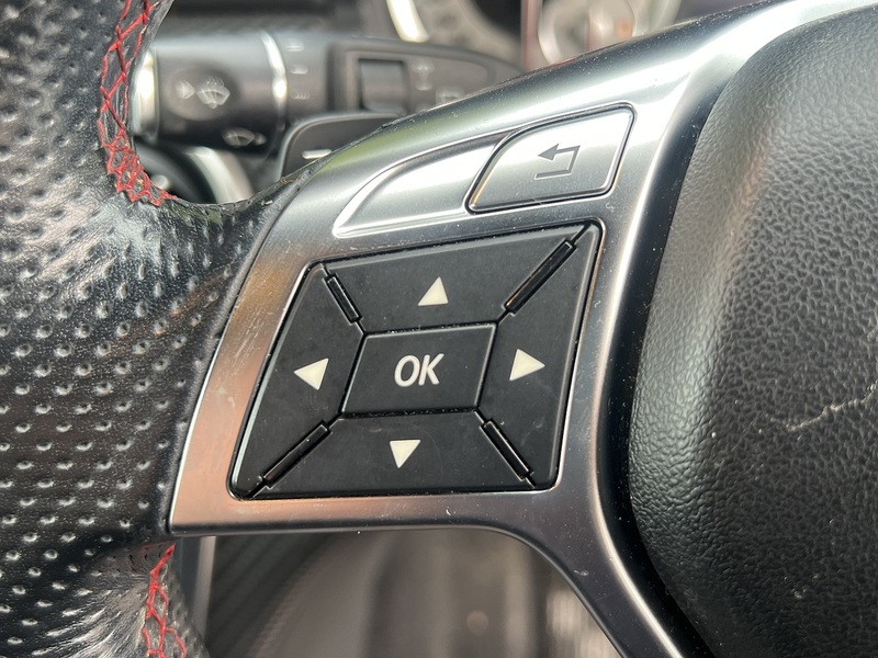 Mercedes-Benz A-Class A 180 AMG Night Edition - U11541