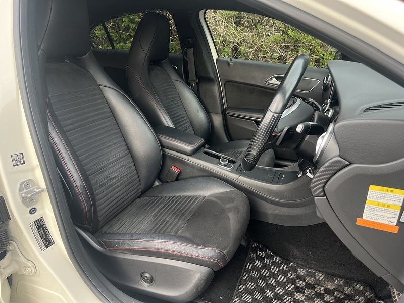 Mercedes-Benz A-Class A 180 AMG Night Edition - U11541