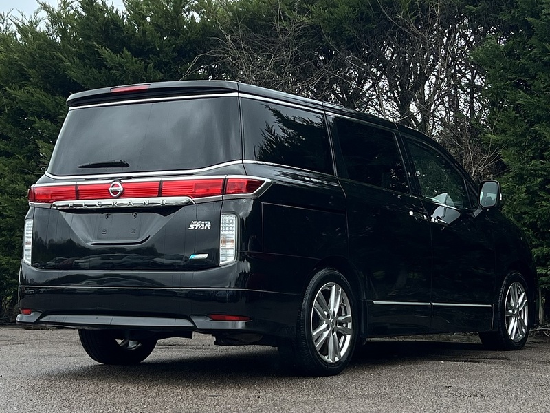 Nissan Elgrand Highway Star - U11545