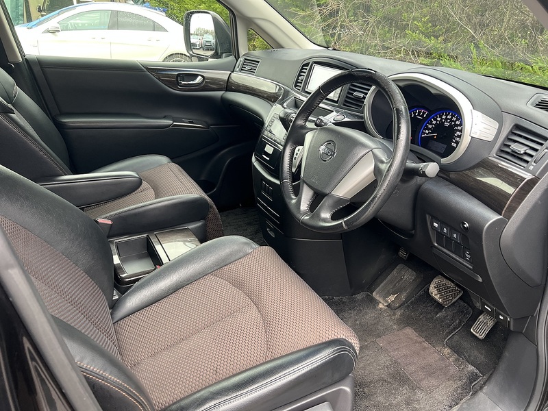Nissan Elgrand Highway Star - U11545