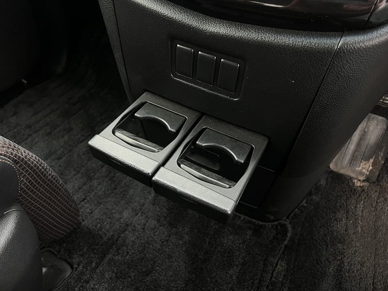 Nissan Elgrand Highway Star - U11545