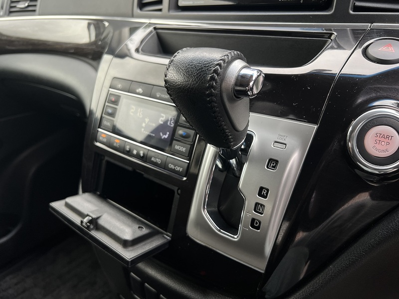 Nissan Elgrand Highway Star - U11545