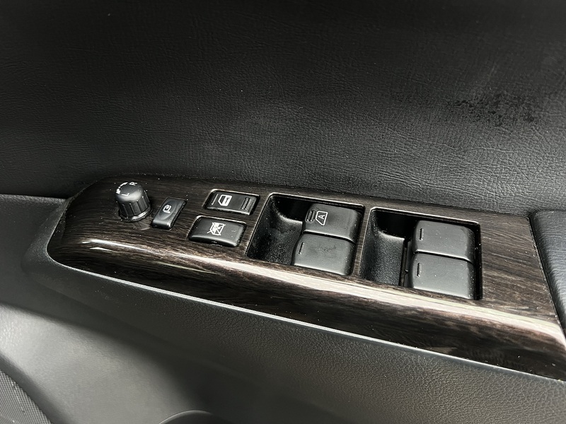 Nissan Elgrand Highway Star - U11545