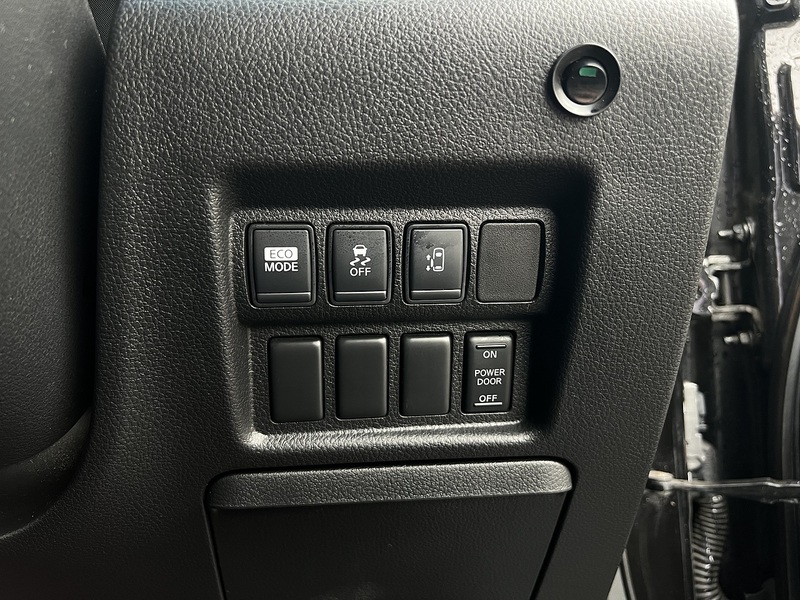 Nissan Elgrand Highway Star - U11545