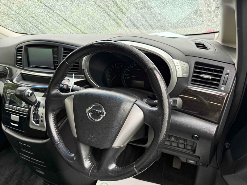 Nissan Elgrand Highway Star - U11545