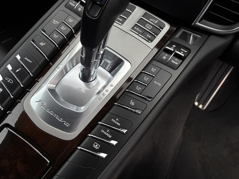 Porsche Panamera S E-Hybrid Tiptronic - U11546