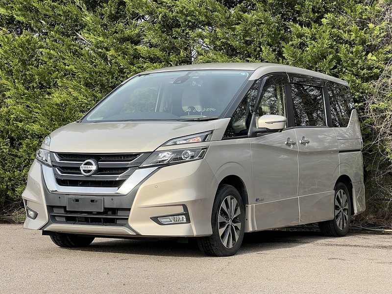 Nissan Serena 5D Highway Star G - U11547