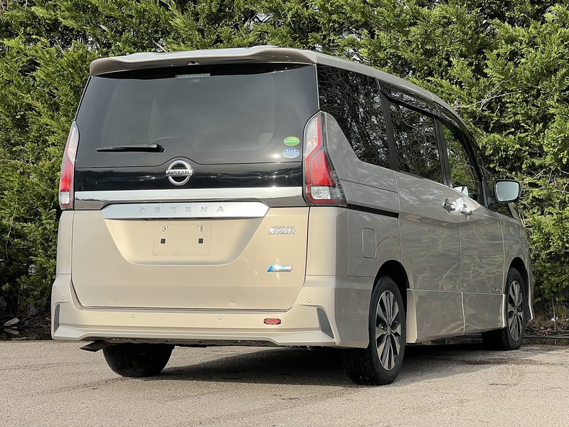 Nissan Serena 5D Highway Star G - U11547