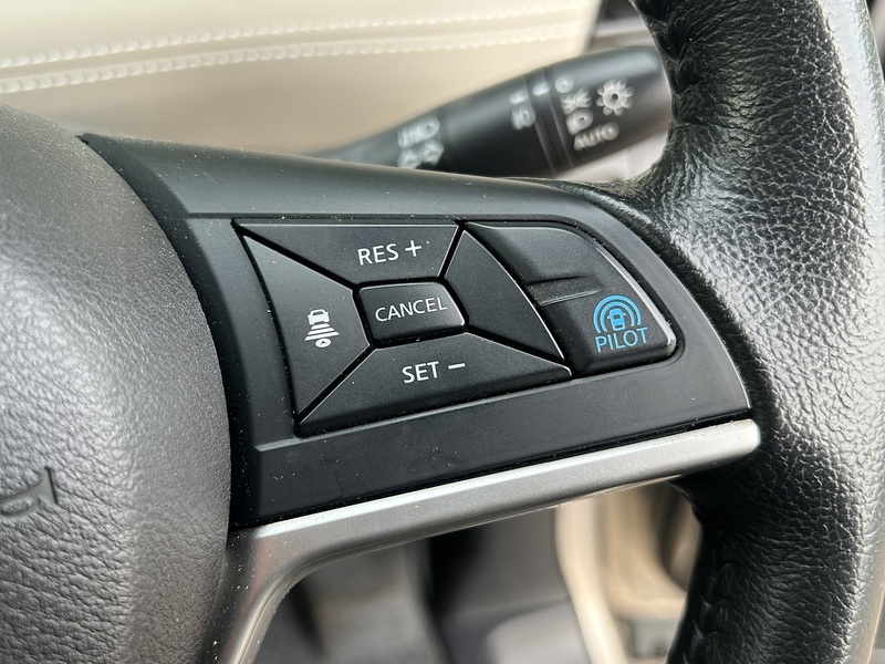 Nissan Serena 5D Highway Star G - U11547