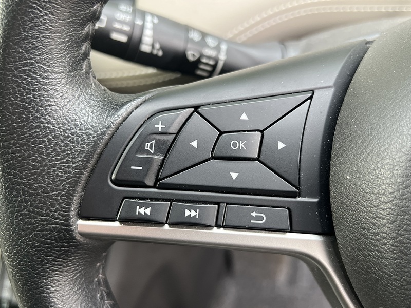 Nissan Serena 5D Highway Star G - U11547
