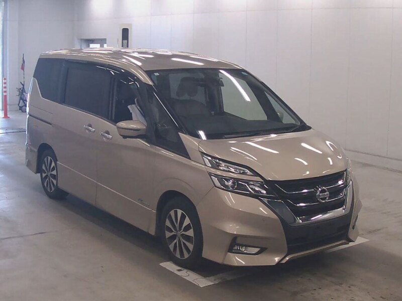 Nissan Serena 5D Highway Star G - U11547
