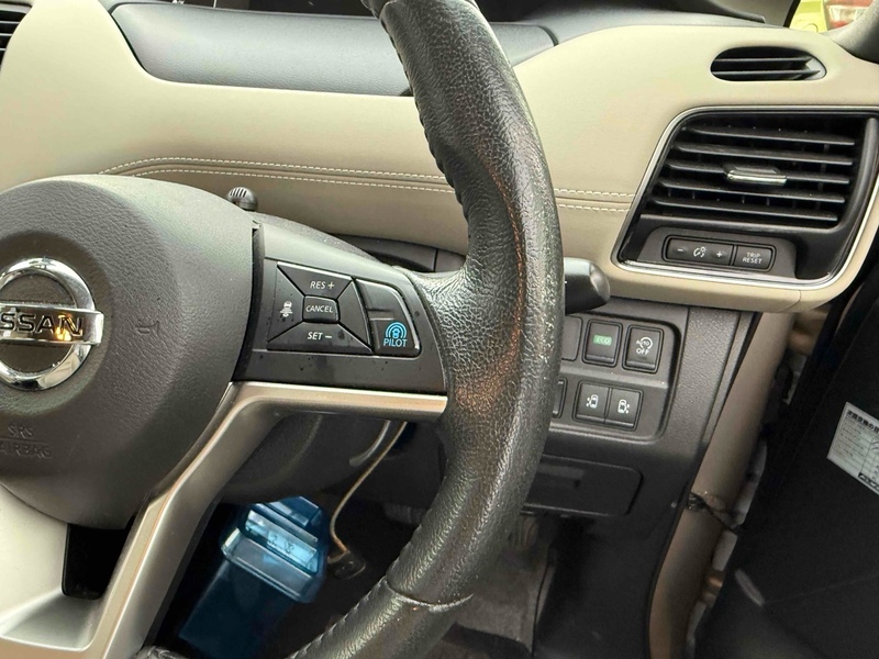 Nissan Serena 5D Highway Star G - U11547