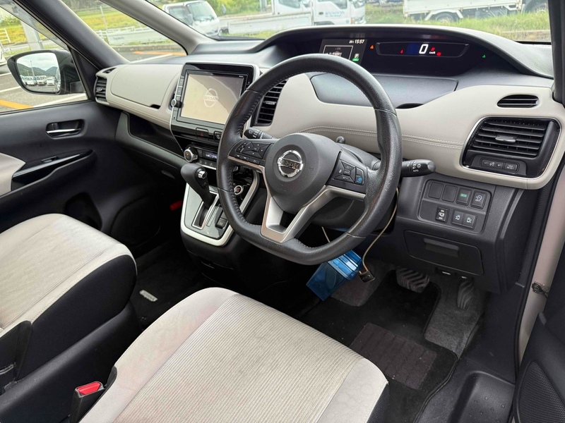 Nissan Serena 5D Highway Star G - U11547