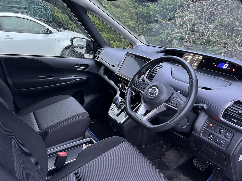 Nissan Serena E Power Highway Star V - U11549